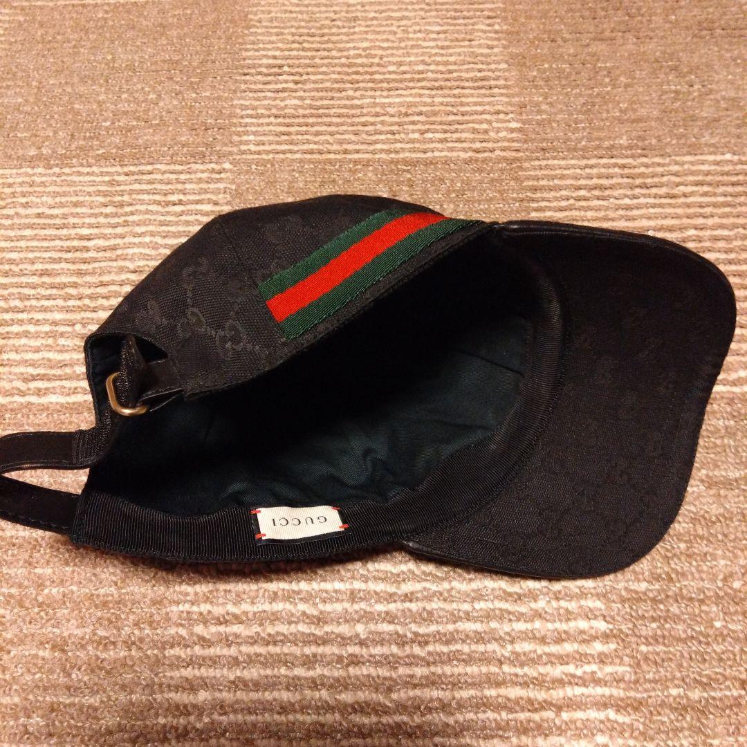 GUCCI ブラック GGパターン キャップ