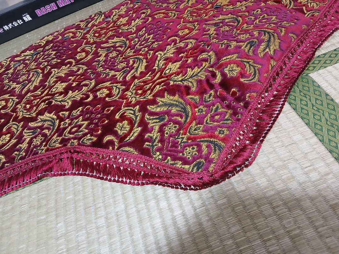 ✨新品　パーフェクトクオン　日産UD　金華山ダッシュマット　ベルサイユ　ワイン✨