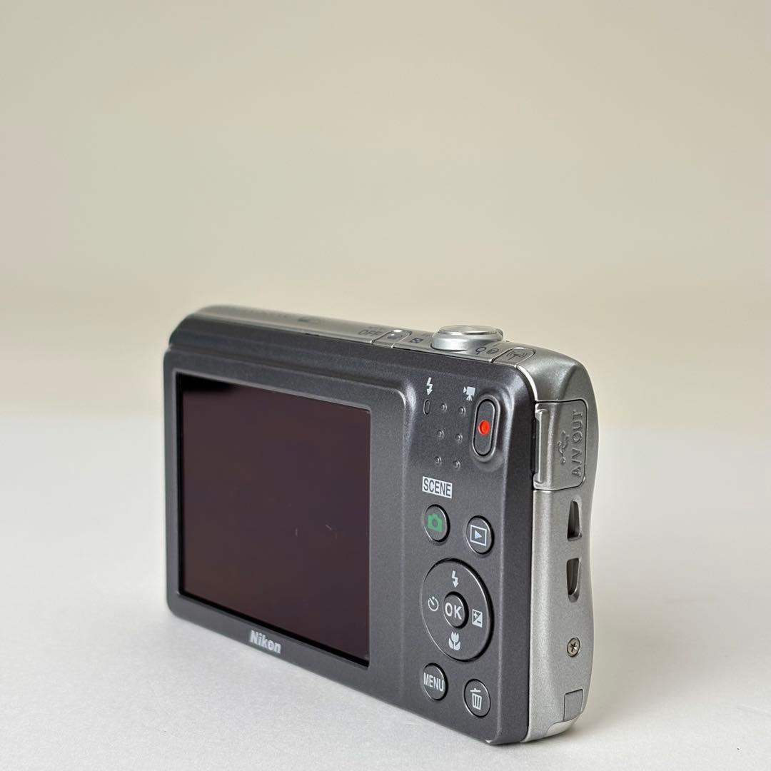 ニコン デジタルカメラ COOLPIX S3700 シルバー Wi-Fi対応