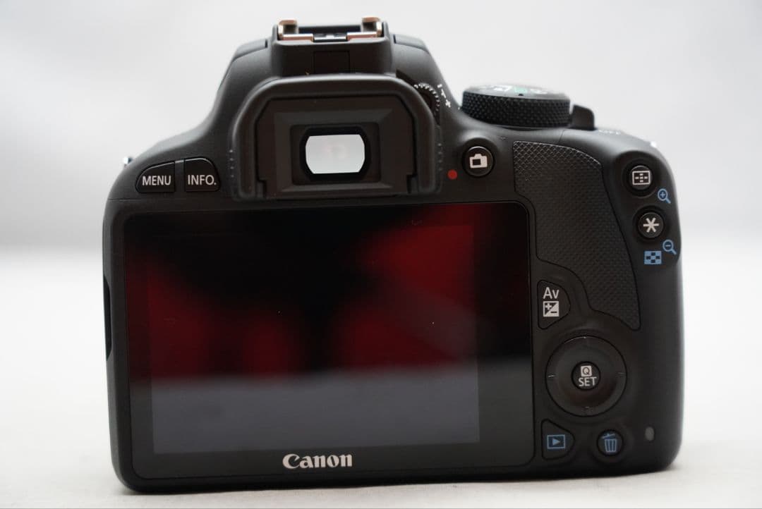 キャノン イオス キッス X7 16-35㎜ F=1:2.8 L USM　実用品