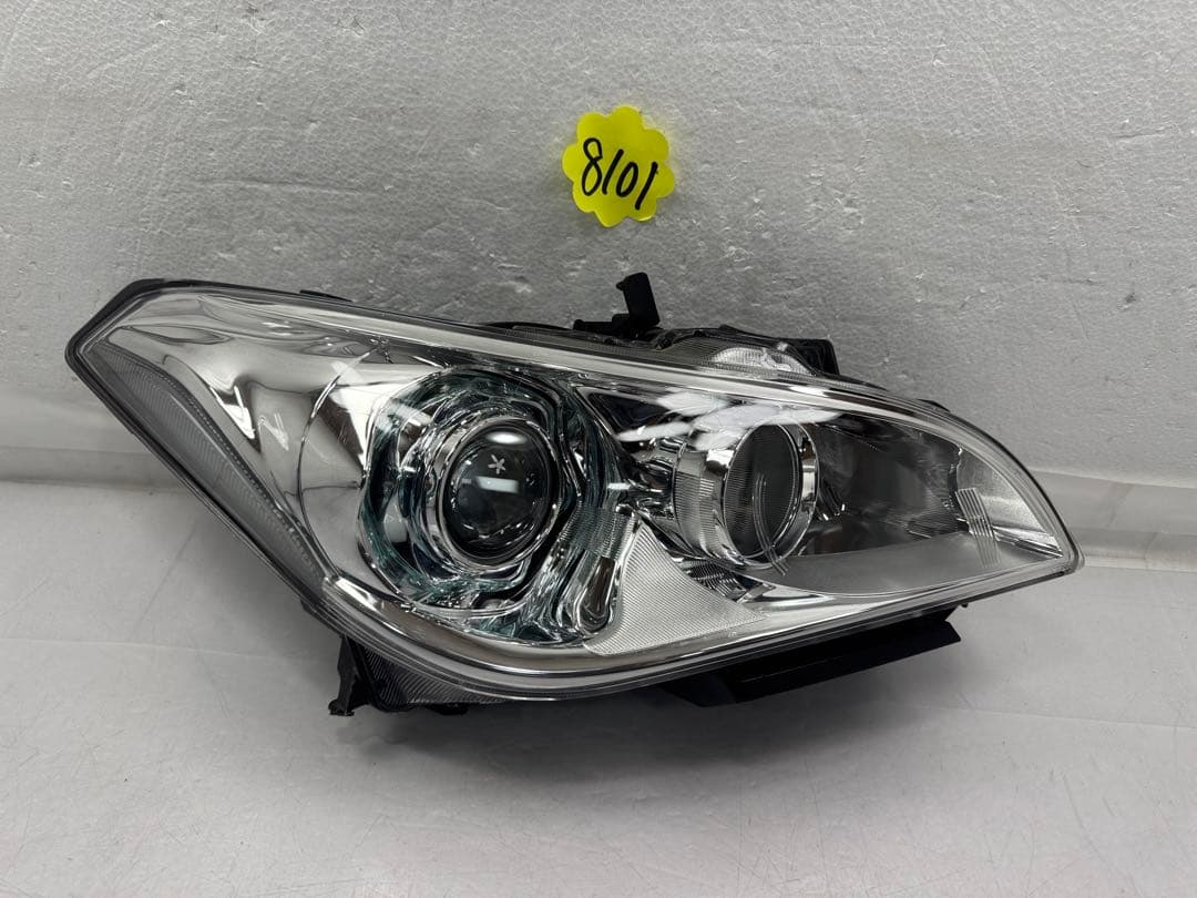 前期 HID Y51 フーガ/右ヘッドライト バラスト付