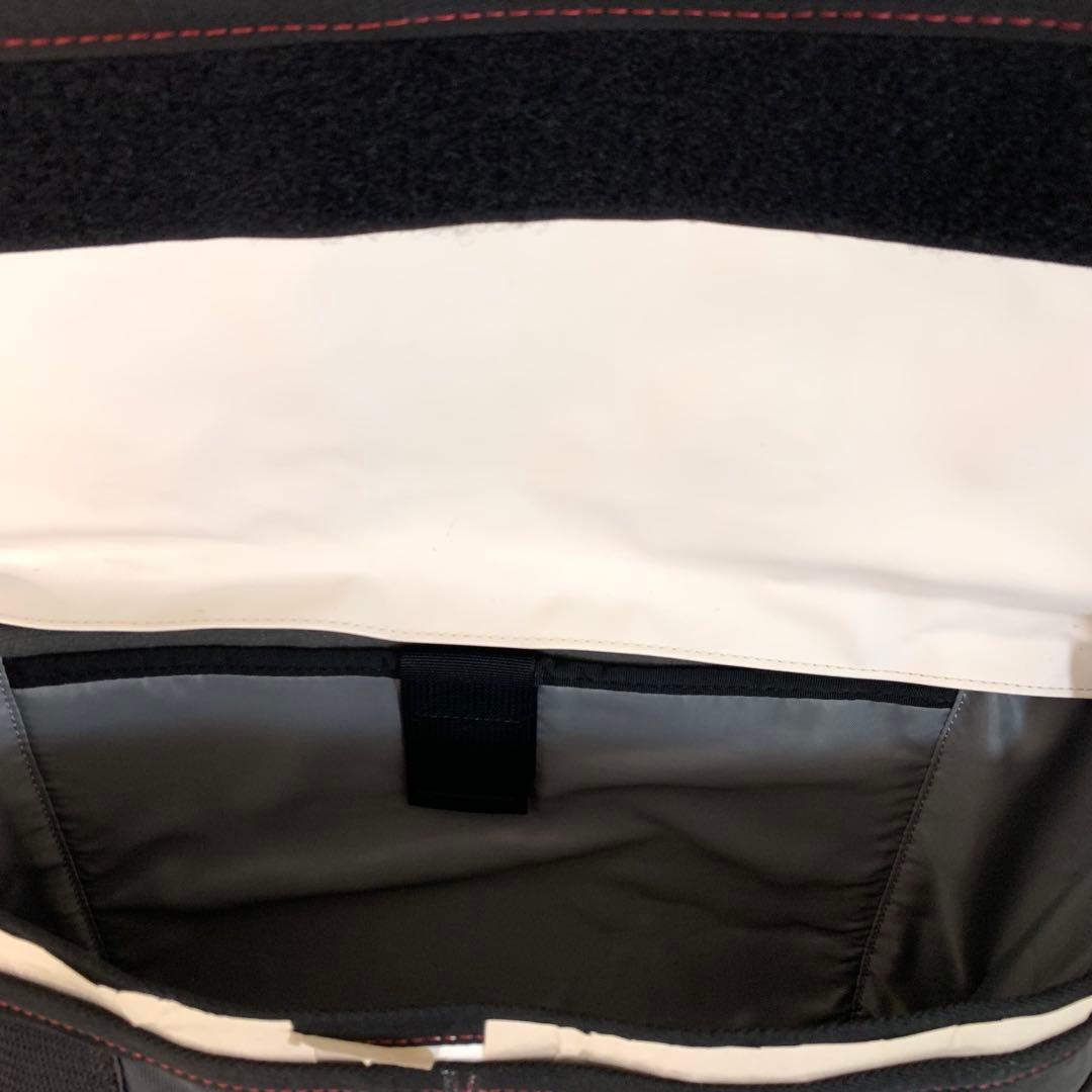 【新品未使用品】タグ付き ティンバック2メッセンジャーバック　サイズ M