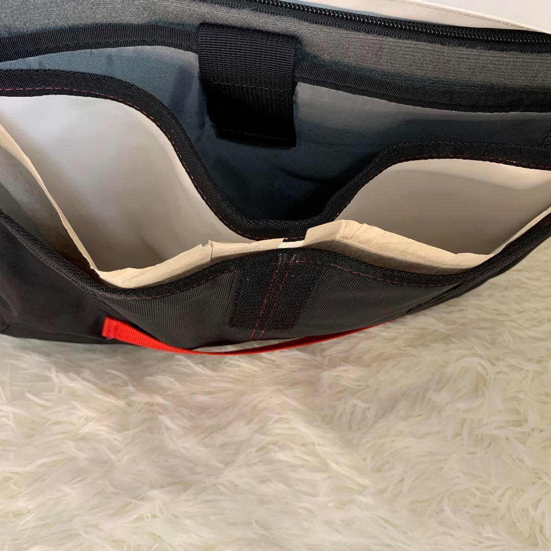 【新品未使用品】タグ付き ティンバック2メッセンジャーバック　サイズ M