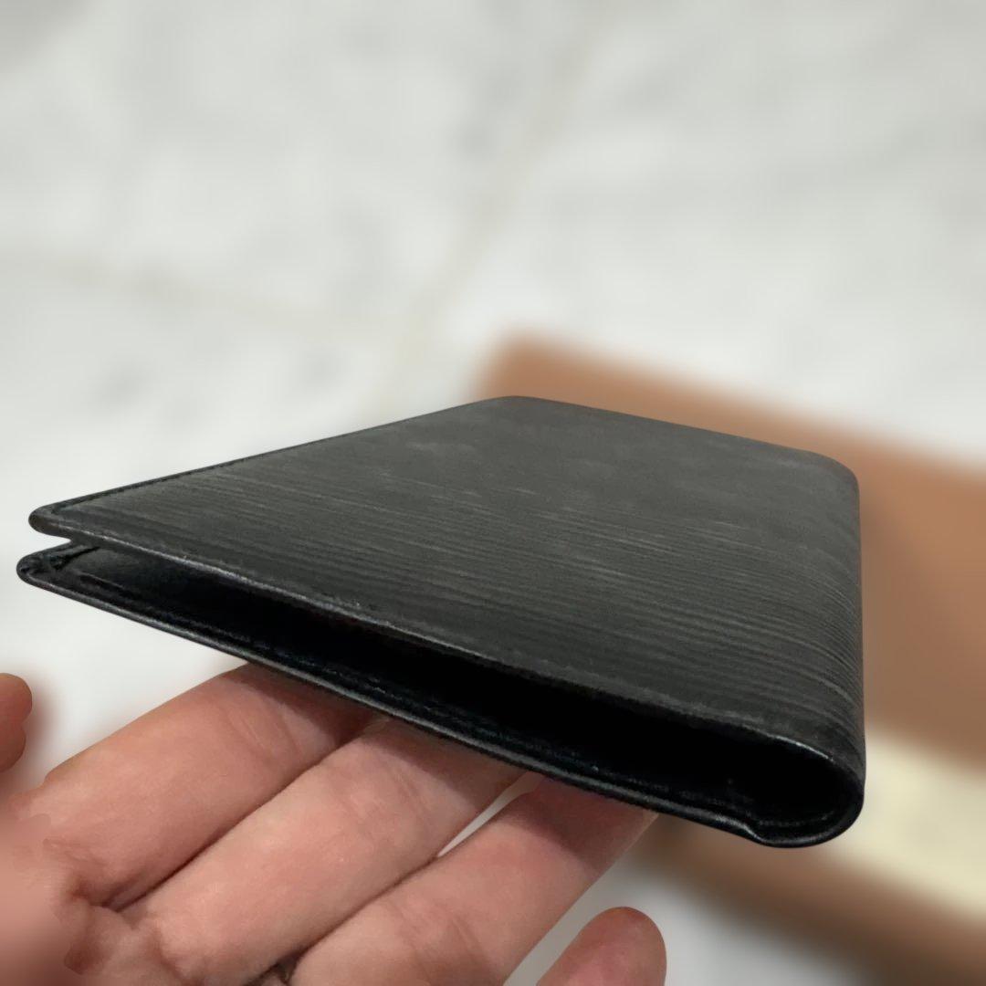 Louis Vuitton エピレザー ブラック長財布　カードケース
