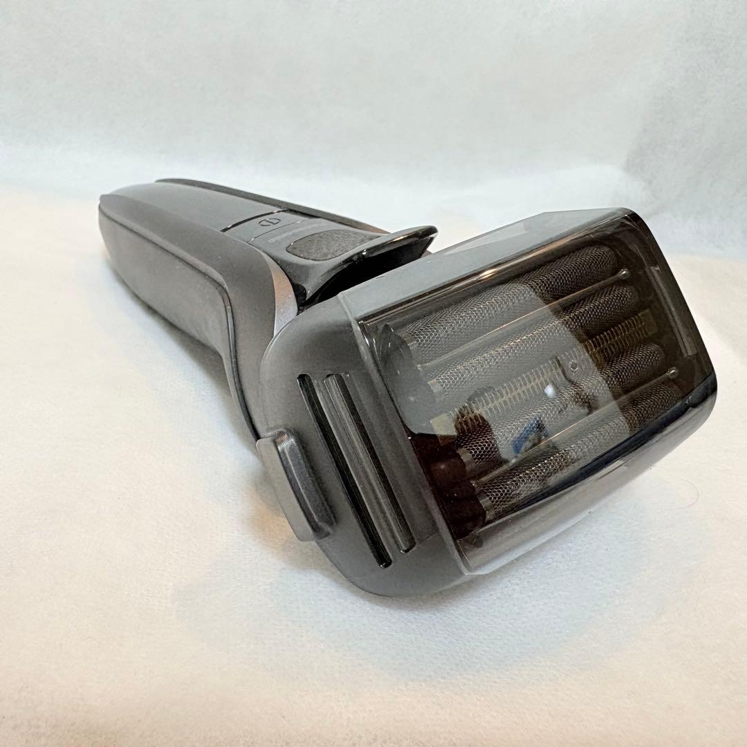 PanasonicラムダッシュPRO5 5枚刃電気シェーバー ES-LV7W-K