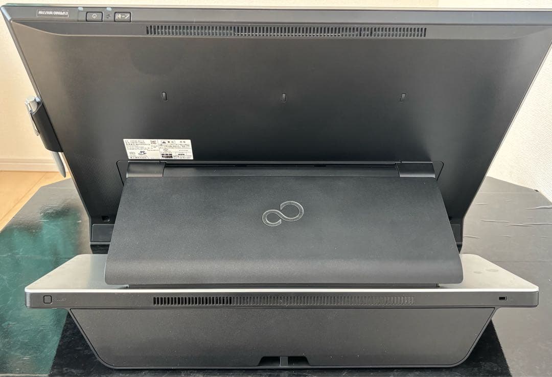 富士通 一体型PC ESPRIMO WH77/W Core i7 / 8GB