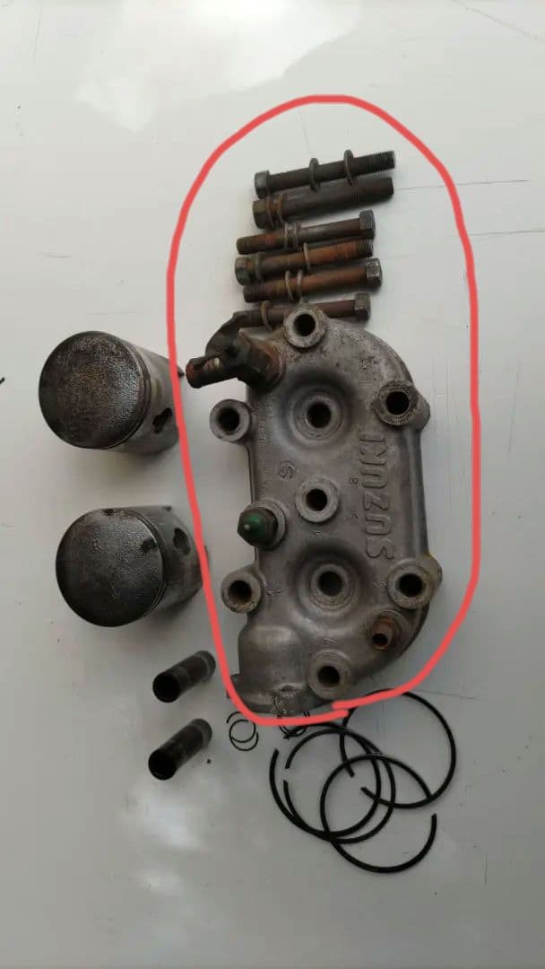 【kazu様　確認ページ】ジムニー 希少 ＬＪ20　シリンダヘッド　ピストン