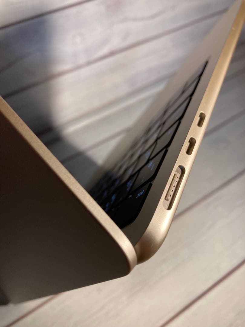 8GB13インチ MacBookAirM 3