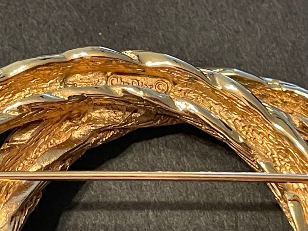 クリスチャンディオール　ディオール　Dior　ブローチ