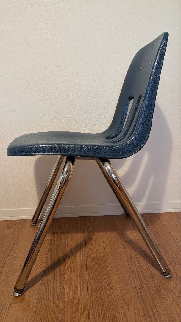 【送料込み】VIRCO 9000 Chair バルコ スタッキングチェアネイビー