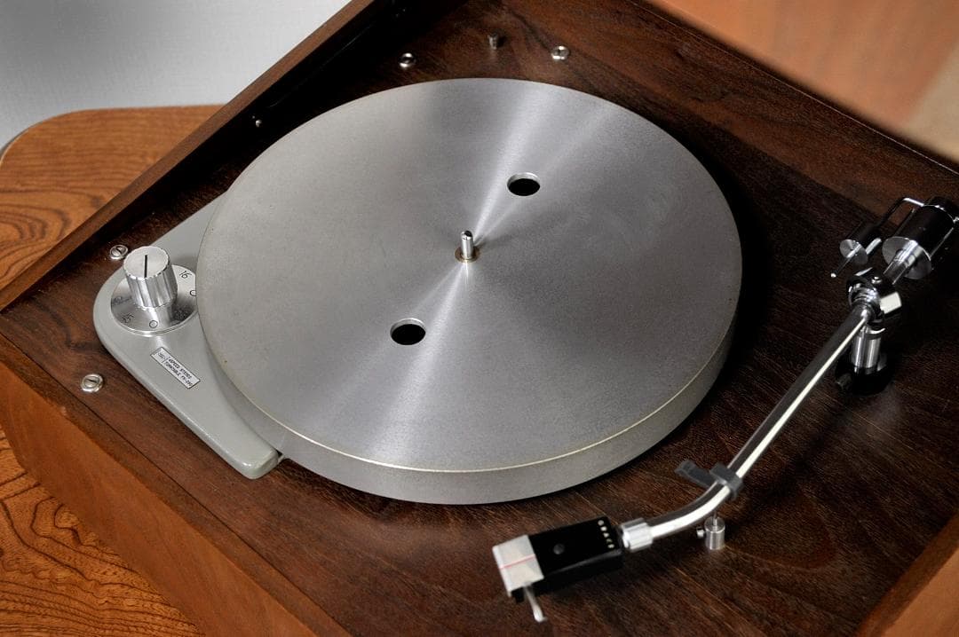 ★CEC 4SPEED STEREO TURNTABLE FR-250　50Hz