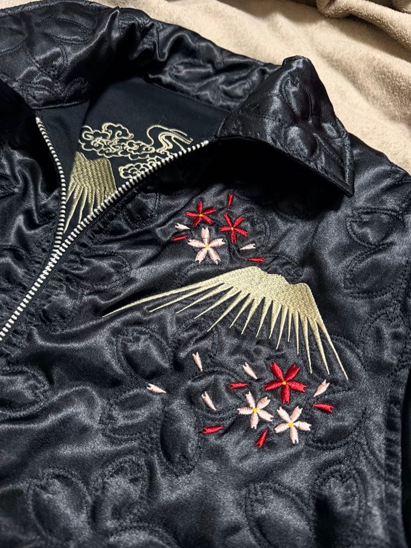 未使用近い ２面用 百花繚乱 富士山 桜 日本限定 スカジャン サテン