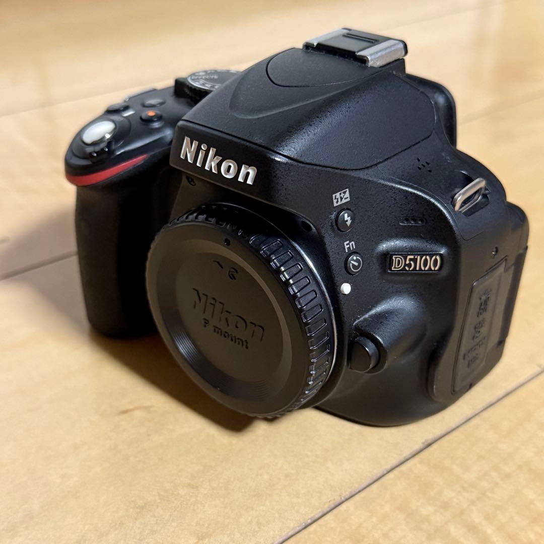 【訳あり】Nikon D5100 デジタル一眼レフカメラ