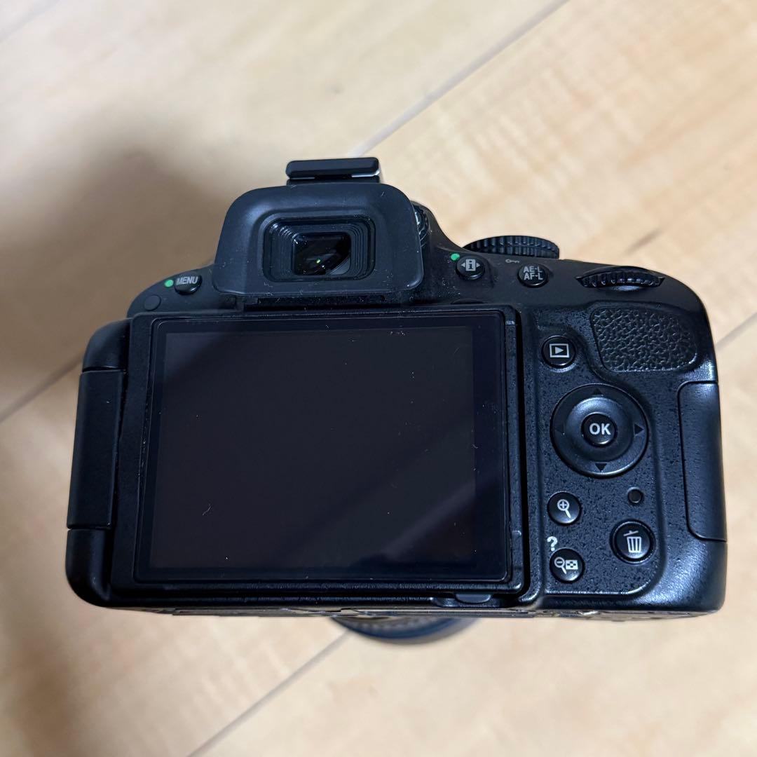 【訳あり】Nikon D5100 デジタル一眼レフカメラ