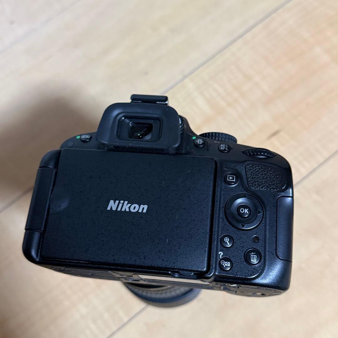 【訳あり】Nikon D5100 デジタル一眼レフカメラ