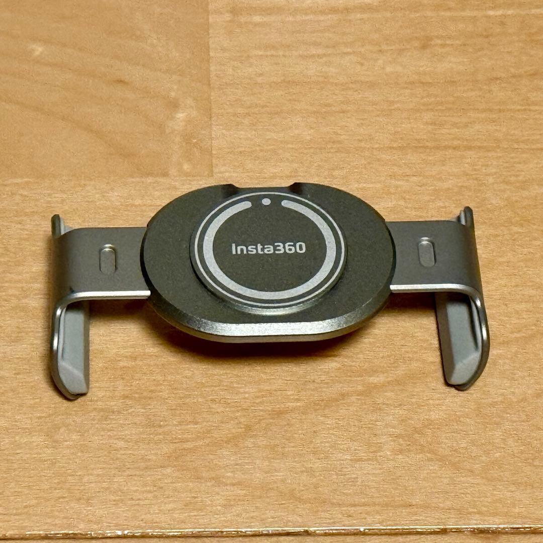 Insta360Flow Pro インスタサンロクマル