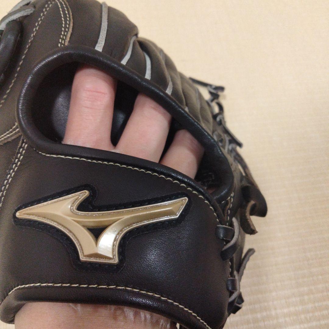 Mizuno Global Elite 軟式グローブ 黒　左　外野　ケース付き