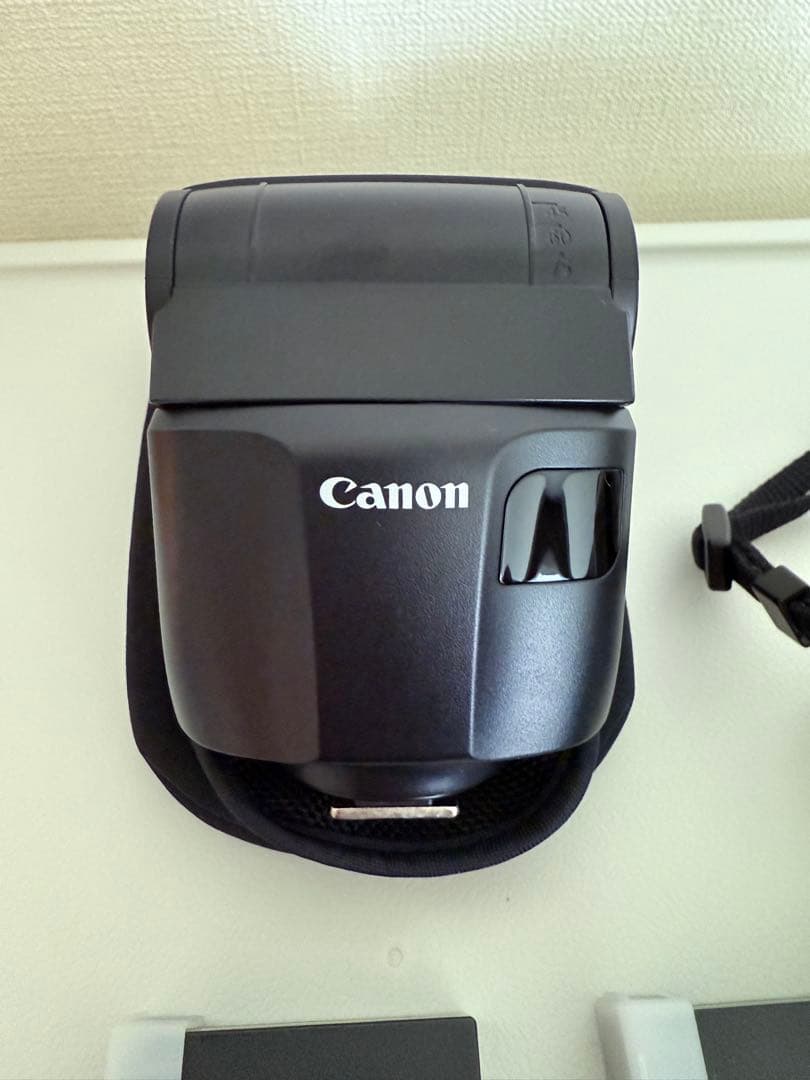 【箱あり】Canon EOS Kiss M2 ダブルズームキット ホワイト