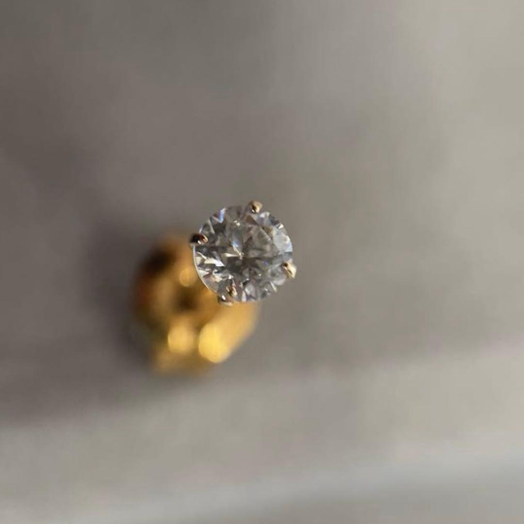 専用ダイヤモンドピアス　片耳