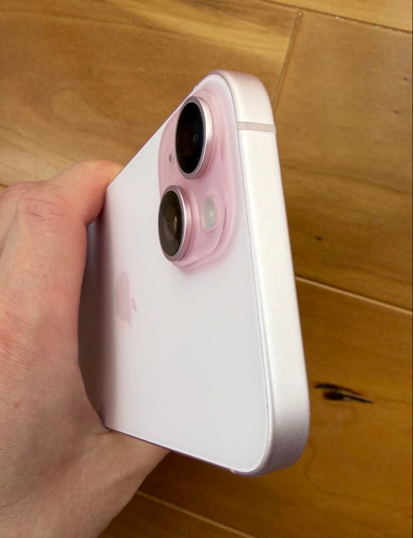 【美品】Apple iPhone 15 128GB ピンク　本体