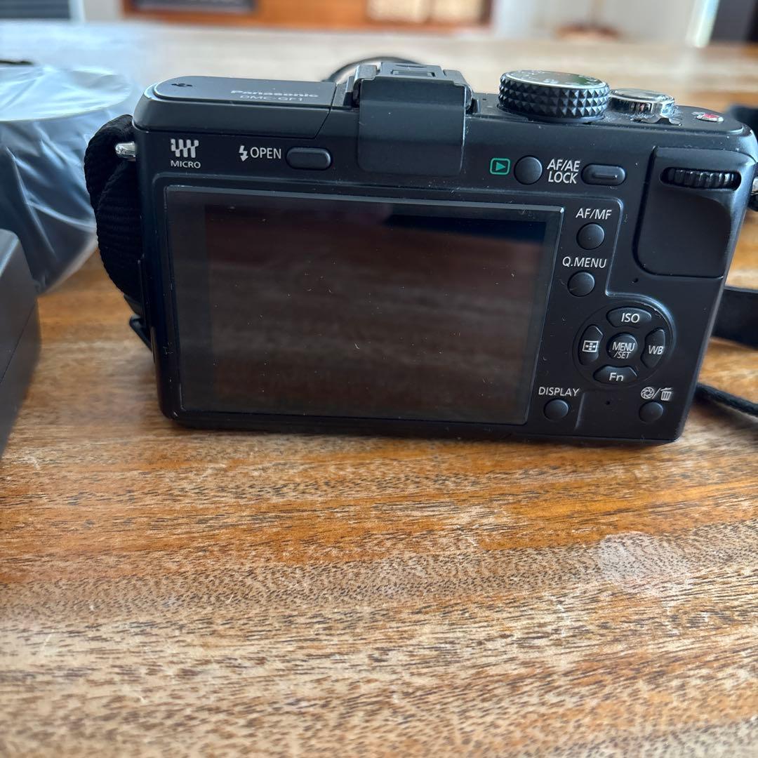パナソニック　LUMIX GF1