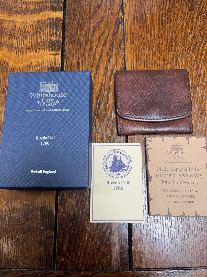 ユナイテッドアローズ20周年ロシアンカーフケース ホワイトハウスコックス