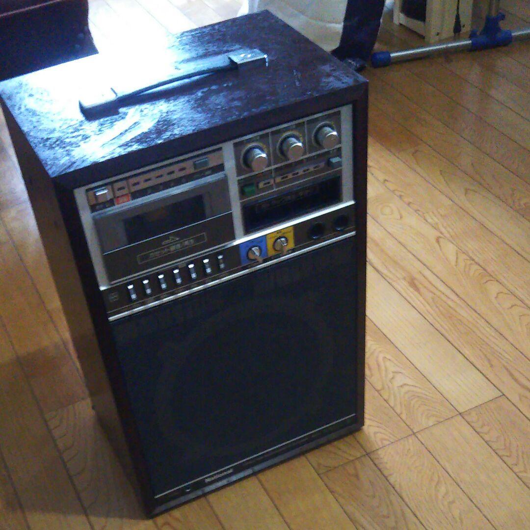 スピーカー 付きカラオケ機械