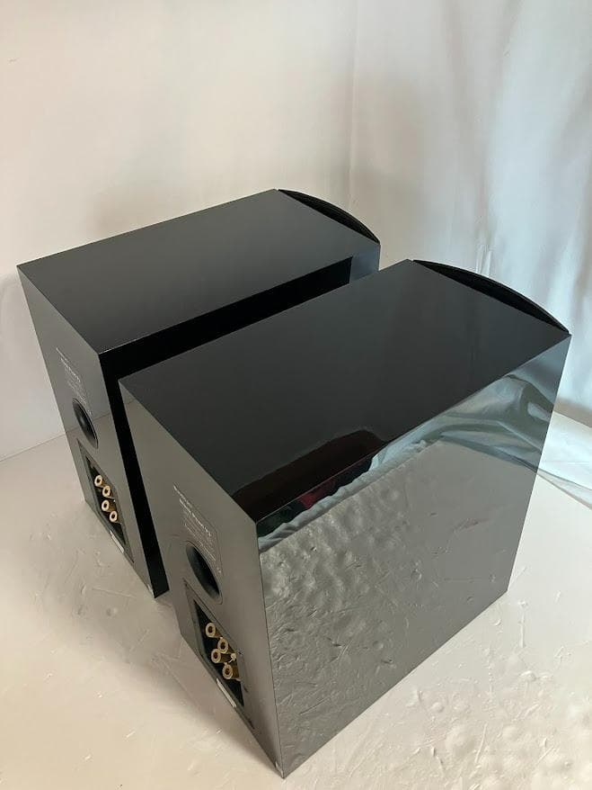 【美品】audiopro　オーディオプロ　V3　スピーカー 　2台セット