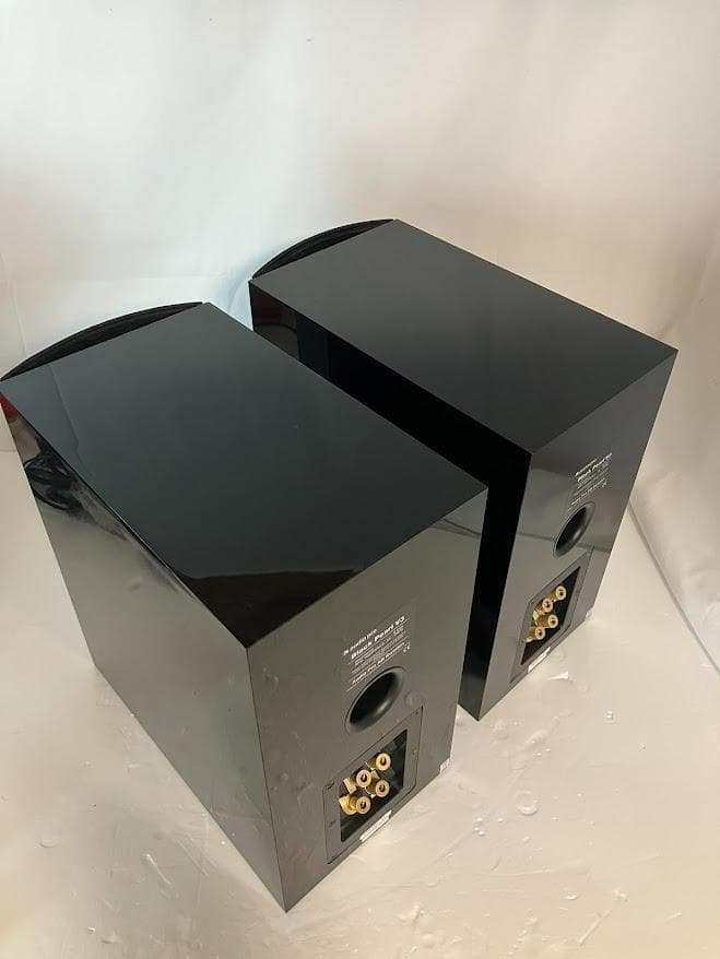 【美品】audiopro　オーディオプロ　V3　スピーカー 　2台セット