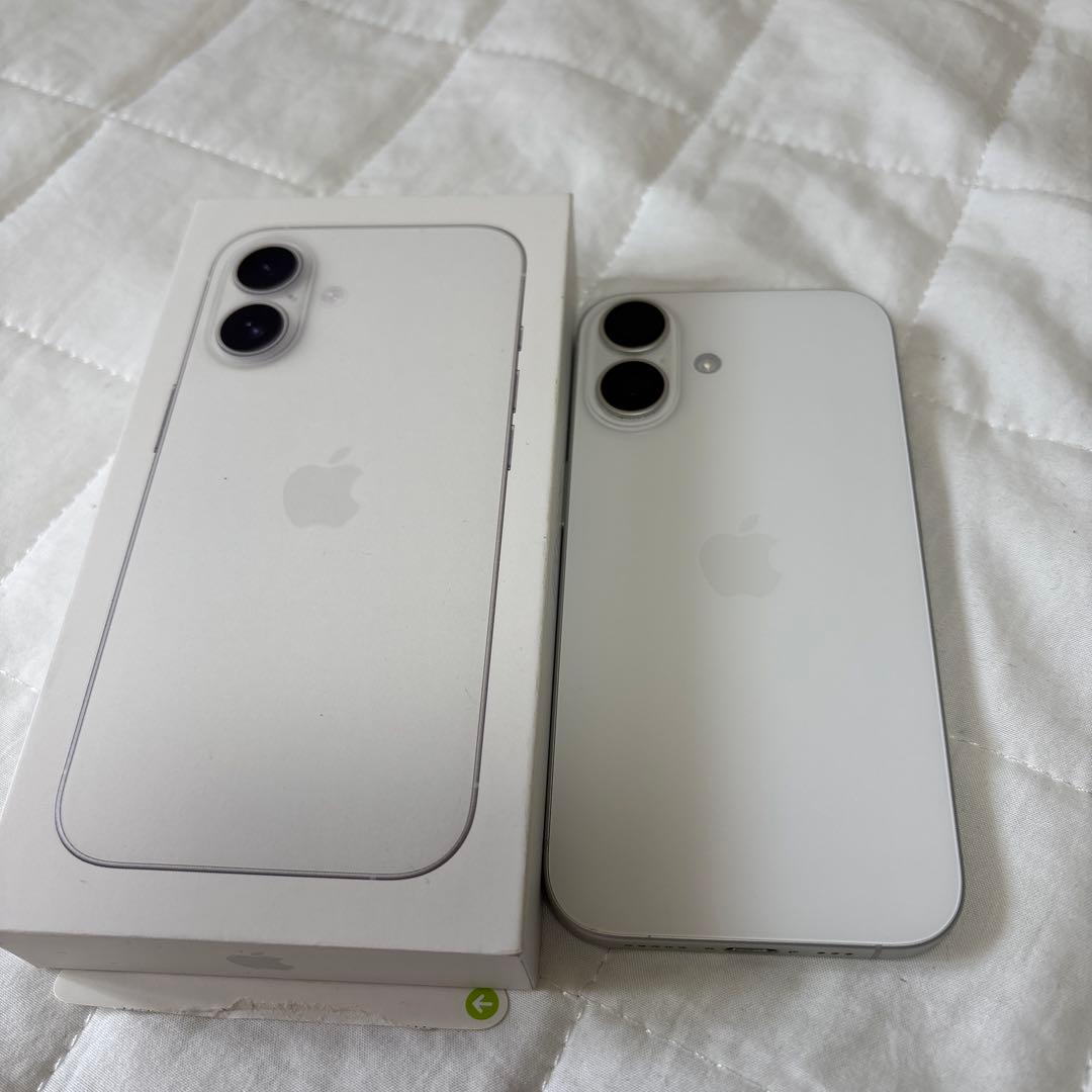iPhone16 128GB ホワイト