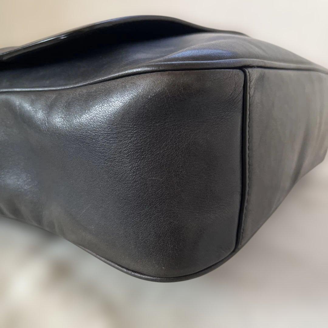 coachコーチ メッセンジャーバッグ ロゴ型押し 斜め掛け レザー