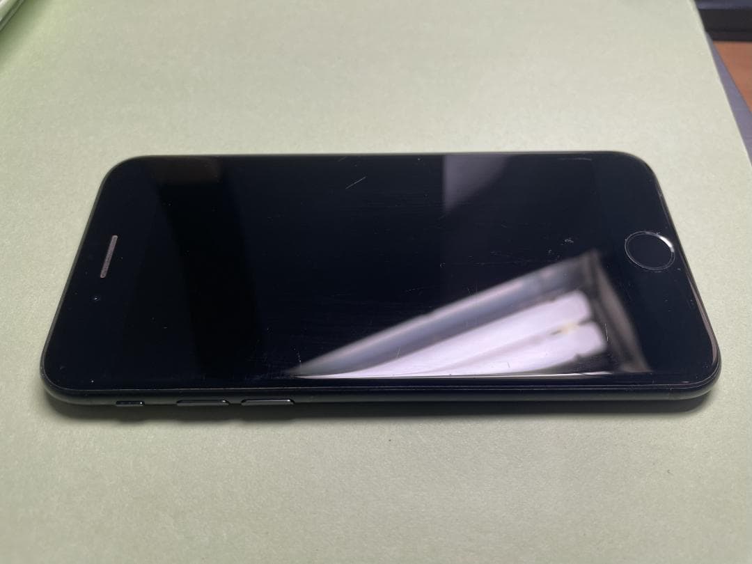 iphone se 第2世代 64GB ブラック