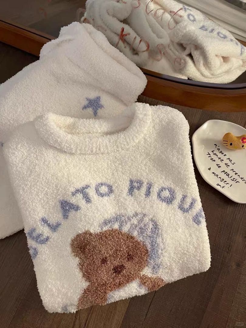 【新品未使用】テディベア柄　ルームウェア セット ホワイト 01