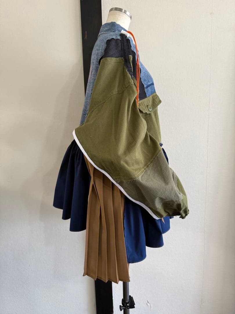 古着リメイク　ドッキングデニムミリタリーフリルライトジャケット
