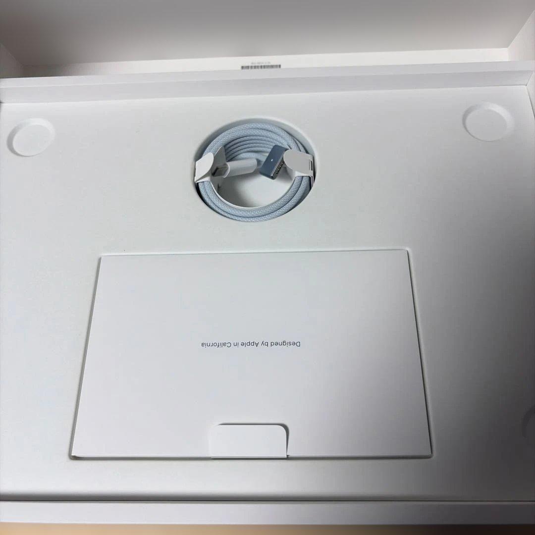 MacBook Air 13インチ M4 24G 512G バッテリー100%