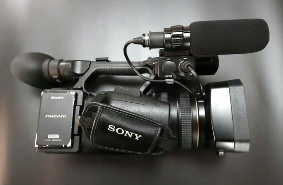 SONY HXR-NX5J+128GBフラッシュメモリー+専用バッグ付★完動品★