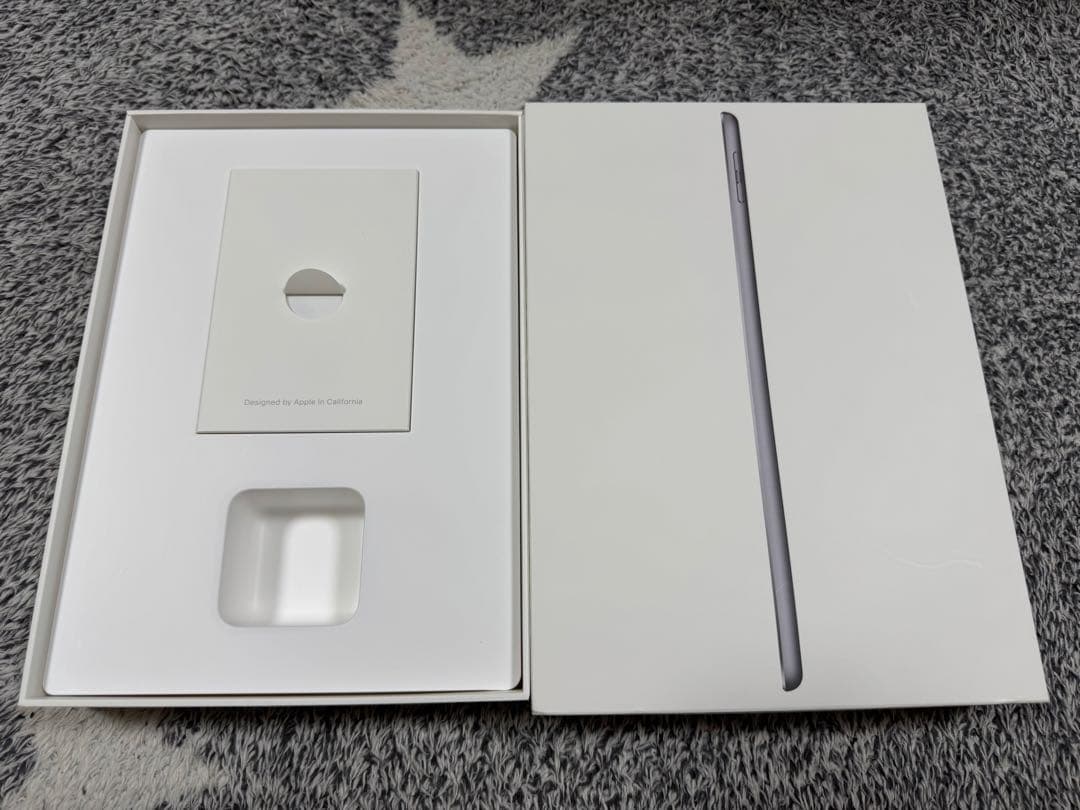 iPad 第5世代 32GB Wi-Fi シルバー 箱付き