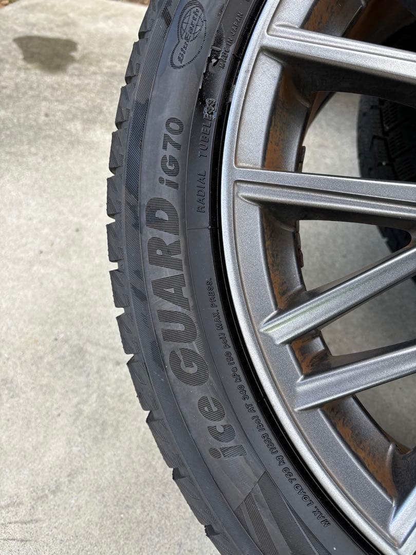 Yokohama 18インチ スタッドレスセット 235/45R18
