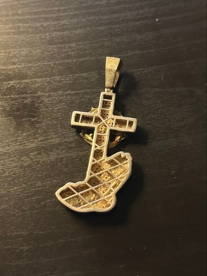 【訳アリ】10kメッキ　シルバー925ダイヤモンドペンダント　キリスト