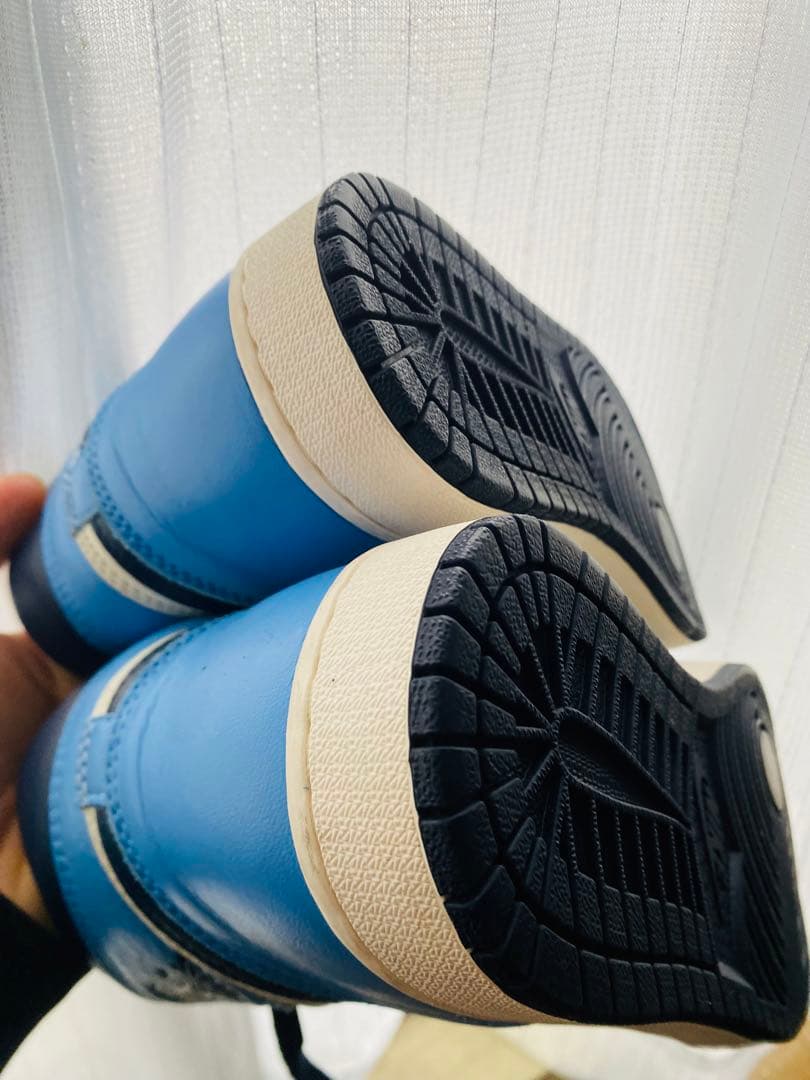 「ドラえもん」ナイキ エアジョーダン1 ハイ OG オブシディアン