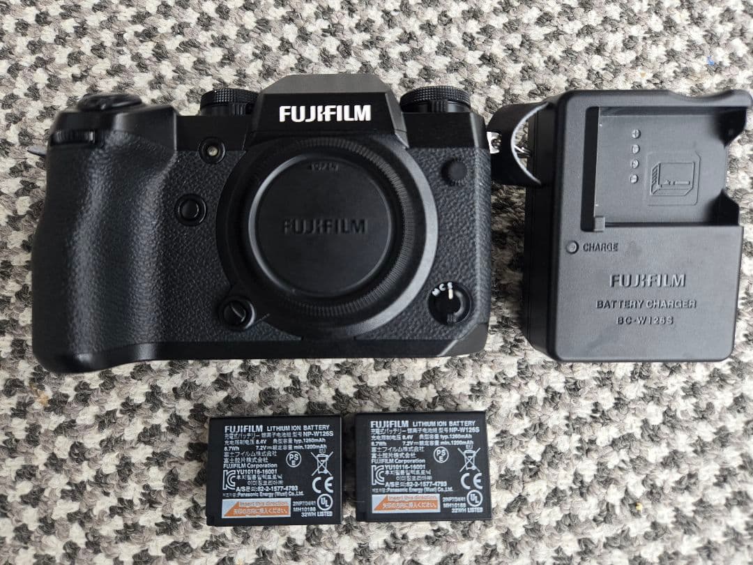 フジフイルム X-H1 手振れ補正機能あり ショット数少 ミラーレス一眼 ボディ