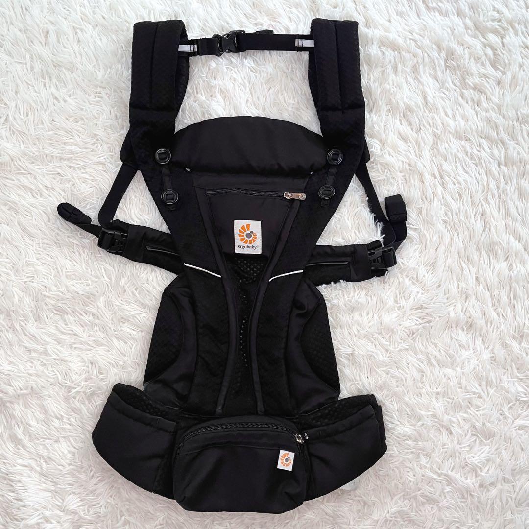 mmk✨極美品✨エルゴベビー　オムニブリーズ　ブラック　ポーチ付き❗️