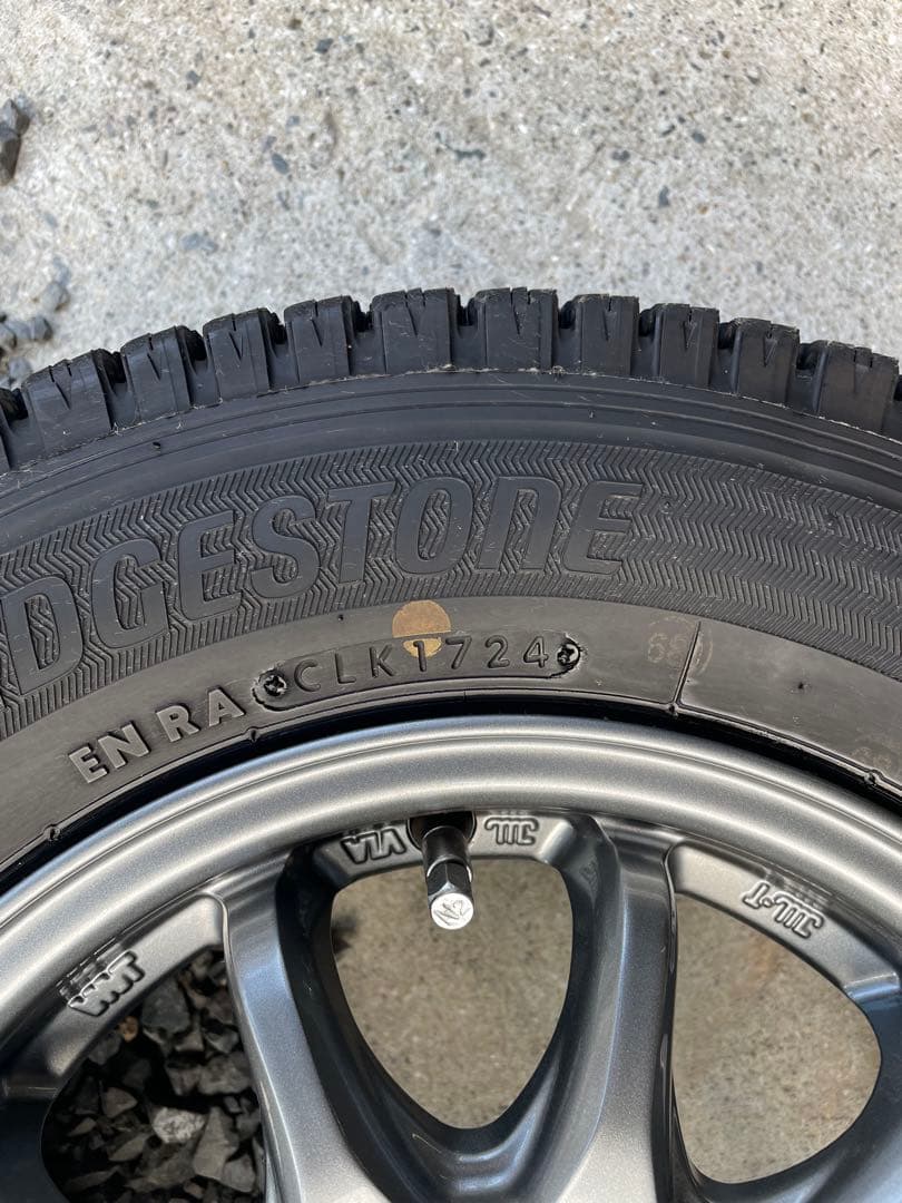 新品並　145/80R12 ブリヂストン　スタッドレス　軽トラ　軽バン　アルミ付