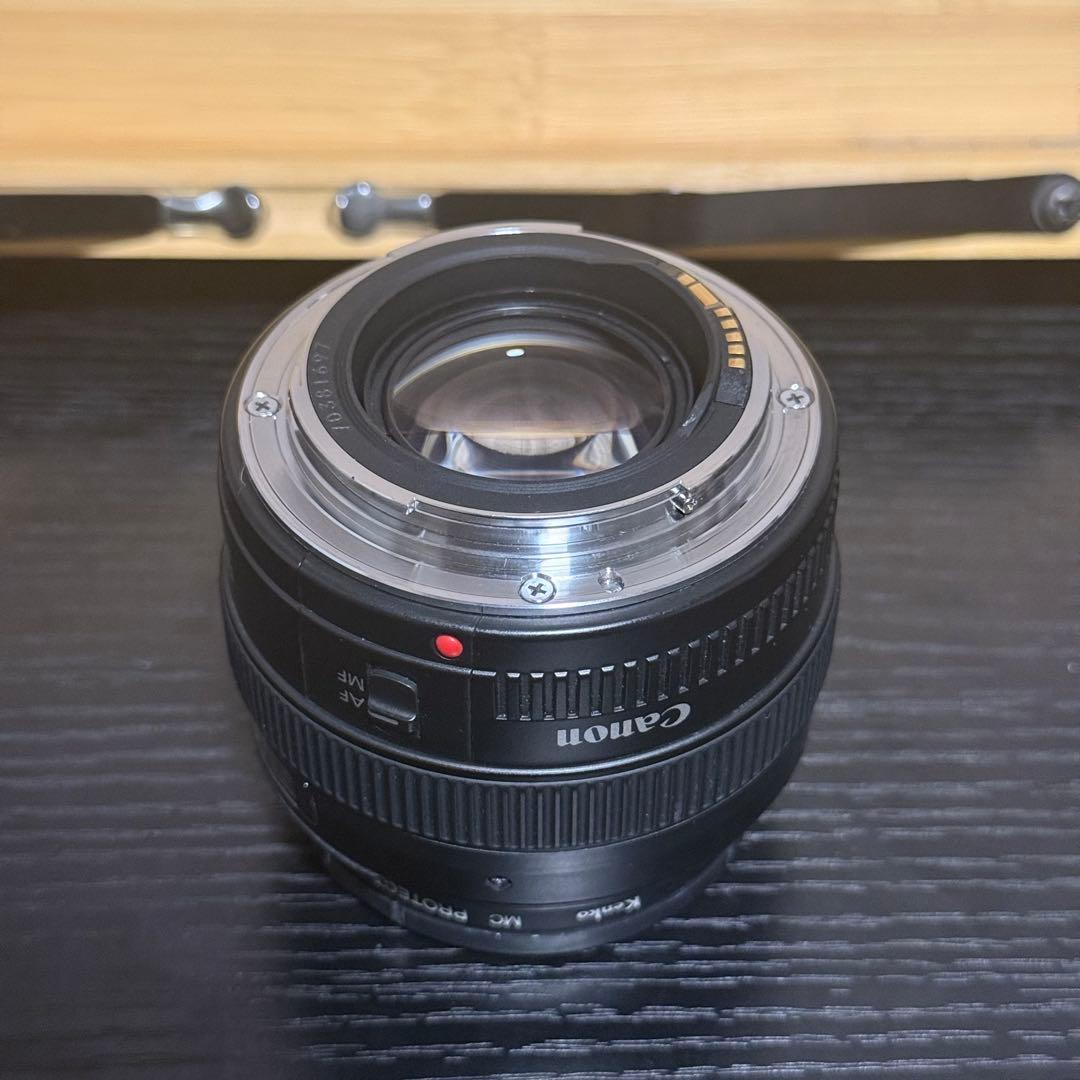 Canon 単焦点レンズ EF50mm F1.4 USM EFマウント