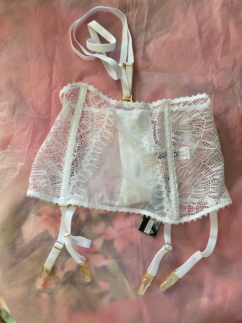 新品　Maison Close コルセット　ハーネスガーター付き♡