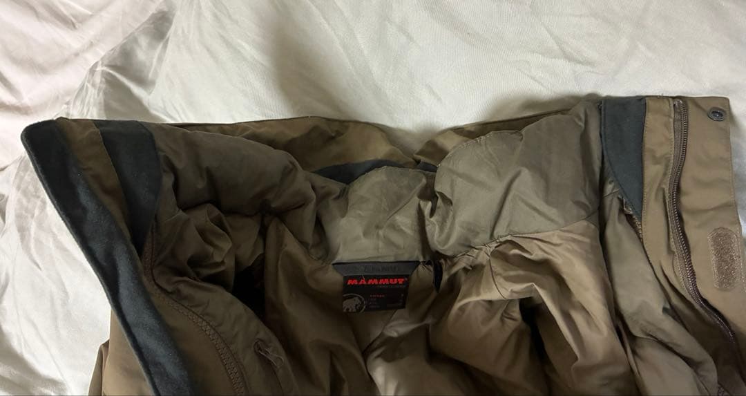【値下げ】Mammut カーキ マウンテンパーカー