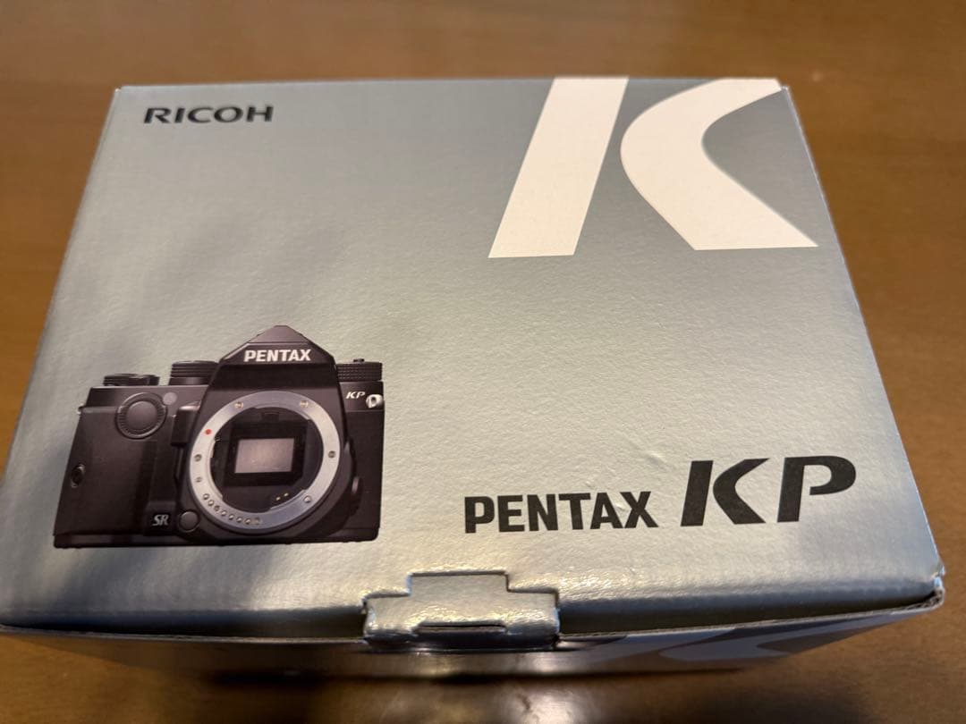 【美品】PENTAX KP ボディ ペンタックス　カメラバッグ付き　ショット少