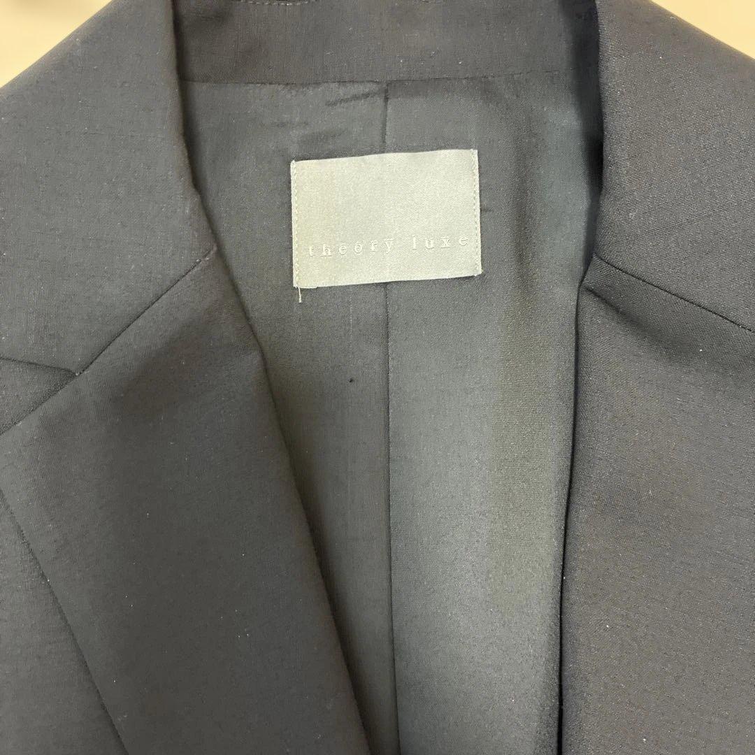 美品　セオリーリュクス 42 ブラック　スーツ フォーマル　エグゼクティブ
