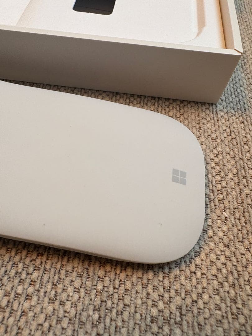 Microsoft Surface Mouse グレー 箱入り　アーク　マウス