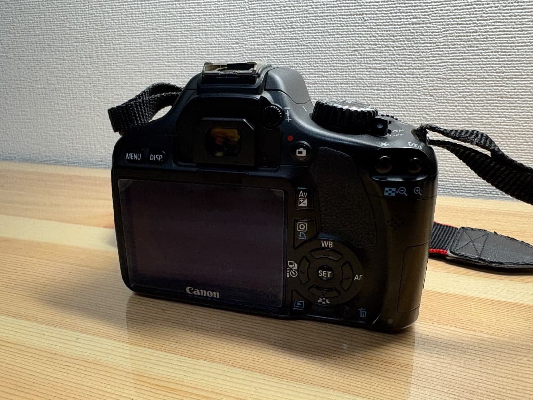 Canon EOS Kiss X4 ダブルズーム＋単焦点レンズ　一眼レフカメラ